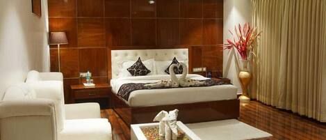 Executive Room | Free WiFi, bed sheets