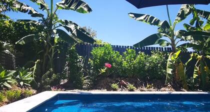 Private Home with 9.5m pool in OXLEY BRISBANE AUSTRALIA suburbanSTAY