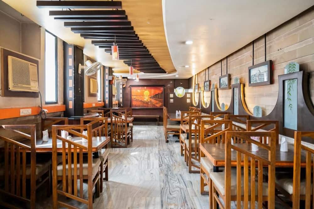 Hotel Prayag
