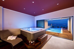 Piscine extérieure, piscine chauffée
