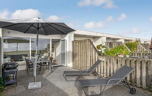Outdoor dining - 1 bedroom beautiful apartment in Rømø (Rømø)