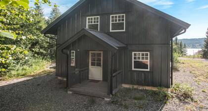 Gorgeous home in Søre Osen with WiFi