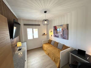 Smart TV, offices
