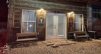 Modern Apartment in Lake City