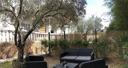 Spacious accommodation, swimming pool, terraces, located on our property