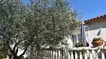 Enceinte de lâhĂ©bergement