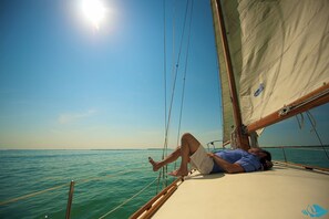 Miscellaneous - Vacation In Style At A Great Price!  Bella Lago Deluxe 2B/2B w/ Den Condo Steps From Beach! (Fort Myers Beach)