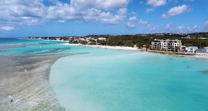 Ocean Reef Penthouse Cottage