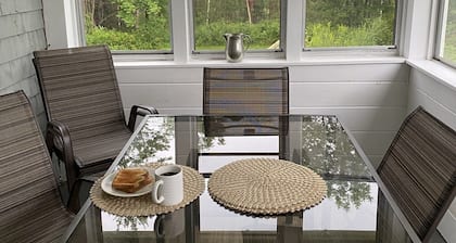 Comfy Home on 2+ acres just outside the White Mountains on the Connecticut River