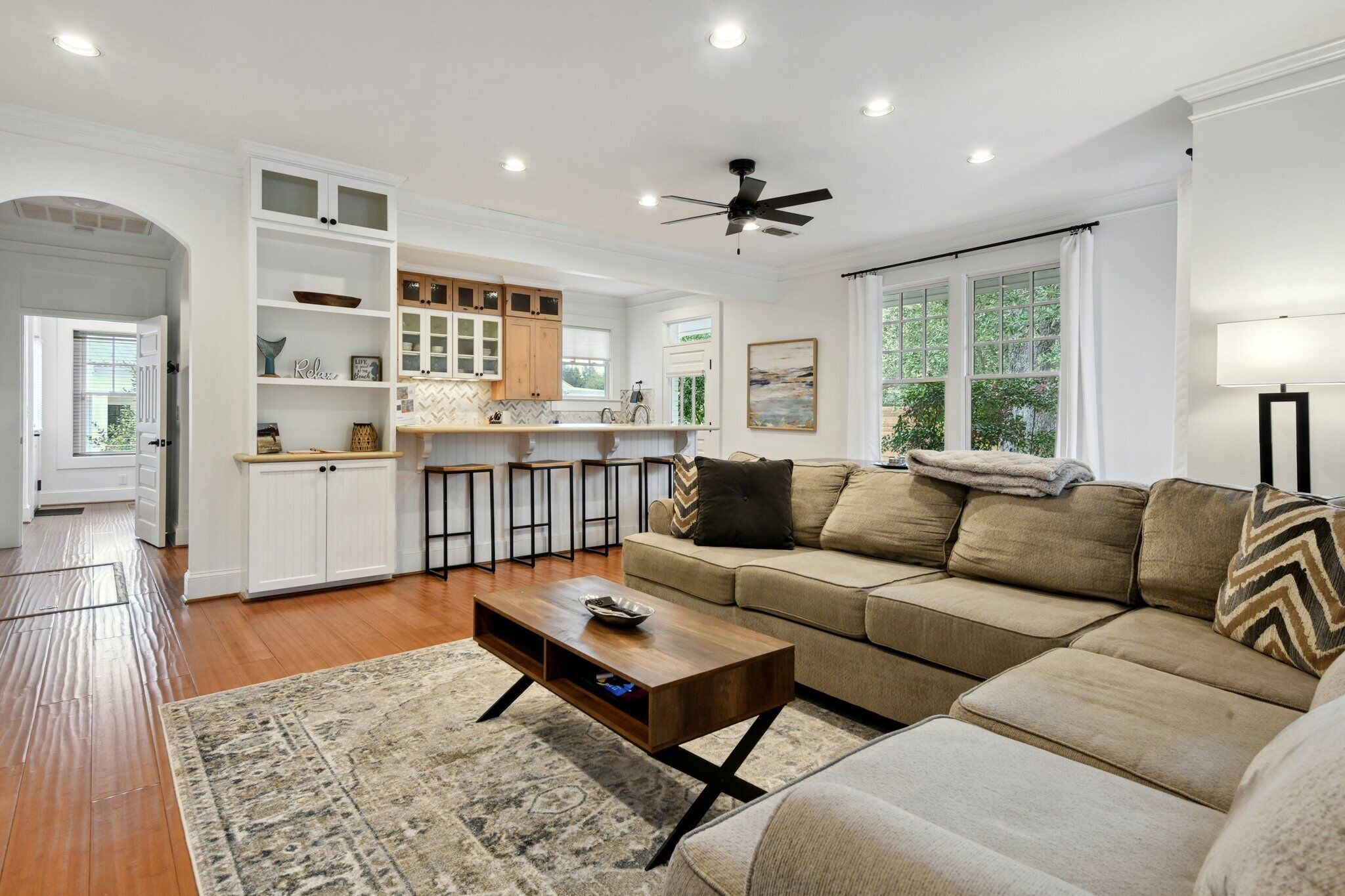 Smart TV, chimenea y videojuegos 