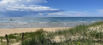 SandyCabins Duplex Beach House - Lake Side Cabin