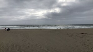 Nær stranden