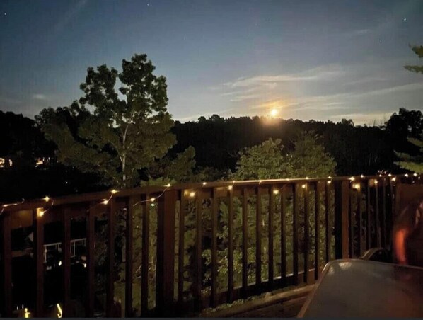 Property grounds - LAKEHOUSE in cove with dock! By The Ark Encounter (Dry Ridge)