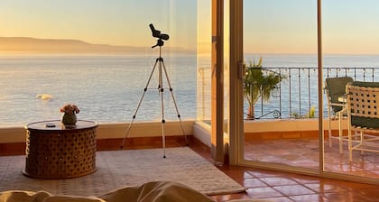 k38 Stunner! Surfer's Paradise - Incredible Views - Private Garage - Adults Only