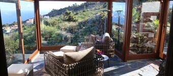 Finca La Hoya 1 - Tradition meets modernity - sea views, pool & conservatory