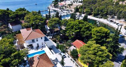 ➤Exclusive vacation home "Villa Marumare", new build 2021, pool, only 300 m to the beach