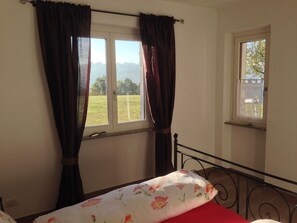 4 camere, Wi-Fi gratuito, lenzuola