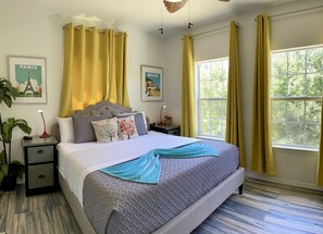 3 bedrooms, desk, iron/ironing board, free WiFi