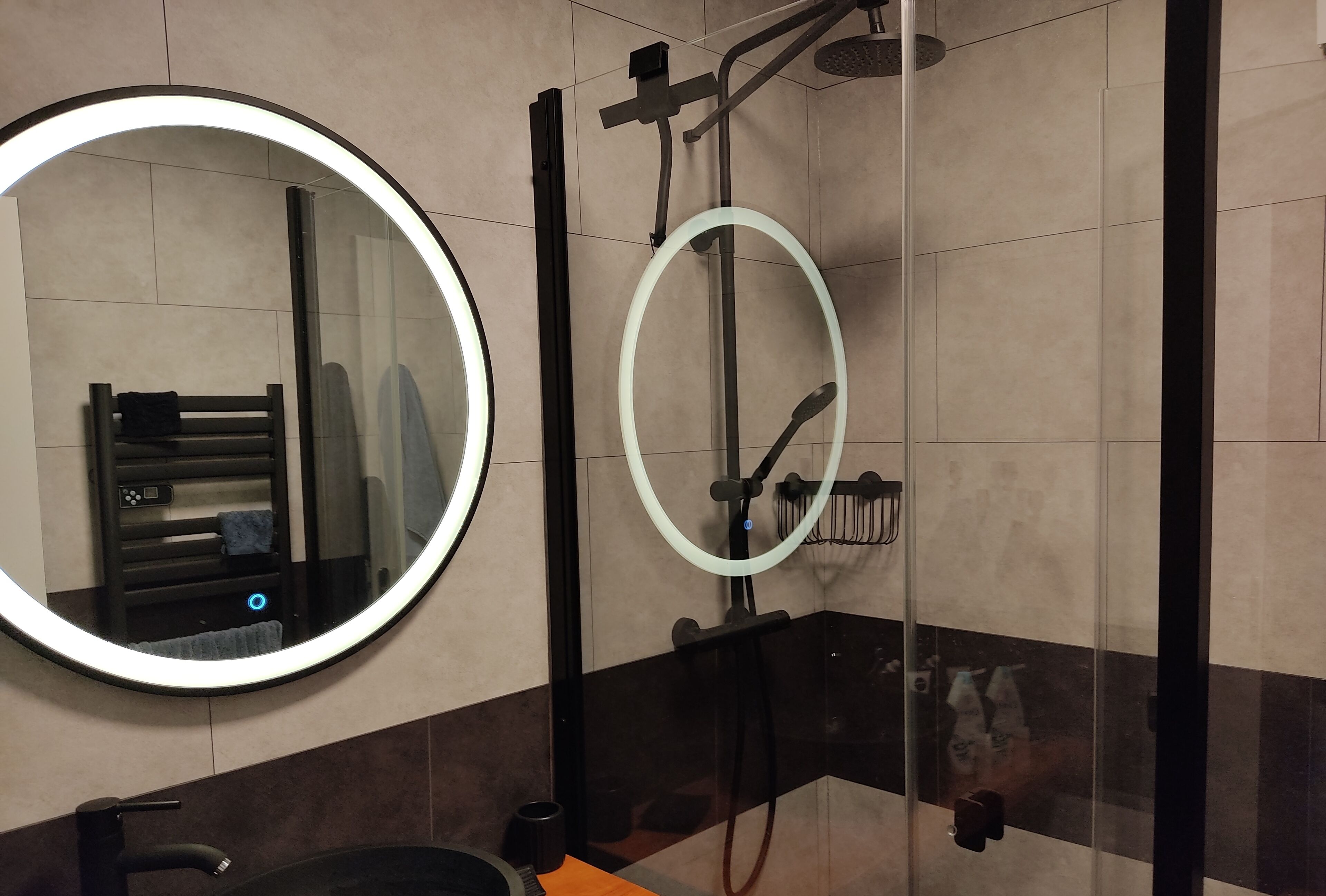 Een douche, een haardroger