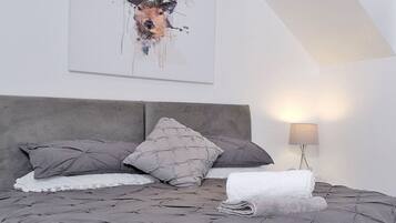 2 sovrum, skrivbord, strykjärn/strykbräda och gratis wi-fi