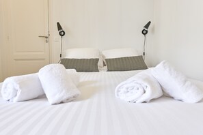 Iron/ironing board, free WiFi, bed sheets