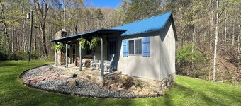 The Palace of Dreams – Secluded Cabin on 68 Private Acres