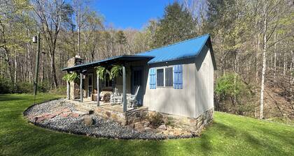 The Palace of Dreams – Secluded Cabin on 68 Private Acres