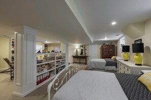 1 bedroom, desk, iron/ironing board, free WiFi