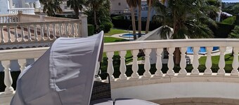 Super nice house in a small resort