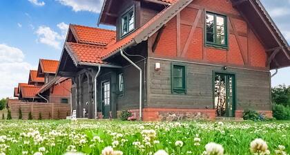 Lovely home in Gizycko with WiFi