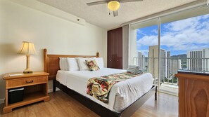 1 chambre, bureau, fer et planche à repasser, accès au Wi-Fi (inclus)