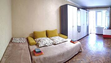 1 bedroom, iron/ironing board, WiFi