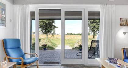 Nice apartment in Aakirkeby