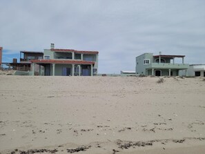Exterior - Beachfront 3, 4, 5 bedroom property. Free Pets! (Puerto Peñasco)