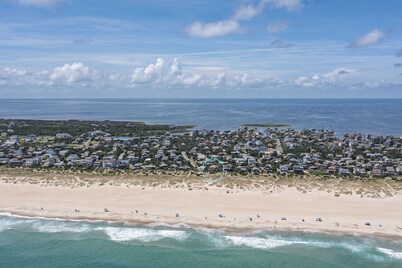 ⭐Hot Tub⭐Newly Furnished⭐️Wide Beaches⭐Incredible Oceanfront Views🌊☀️🐬Sunrises
