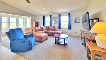 Smart TV, DVD player, books, streaming services