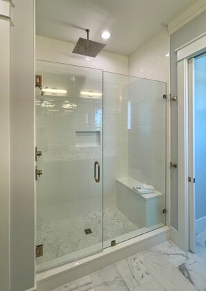 Combined shower/bathtub, hair dryer, towels, soap - 30A Luxury Accommodations With Resort Style Amenities! 3779 W County Hwy 30a (Santa Rosa Beach)