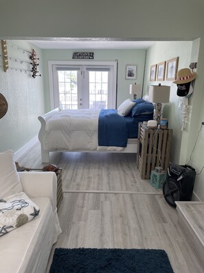 2 chambres, fer et planche à repasser, Wi-Fi gratuit, draps fournis