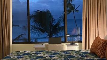 1 bedroom, in-room safe, desk, iron/ironing board