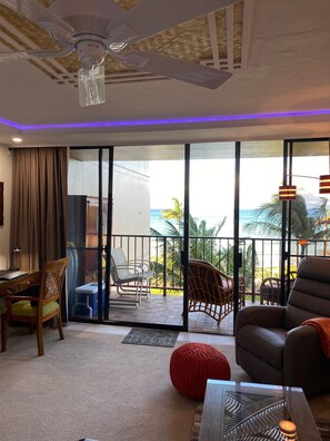 Smart TV, videojuegos, libros y estéreo 