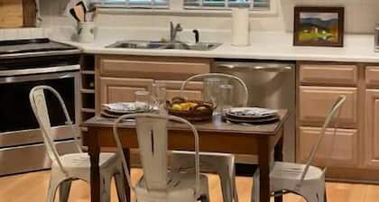 A special cottage close to EVERYTHING!! July dates available NOW!!!