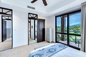 3 室のベッドルーム、セーフティボックス (室内)、アイロン / アイロン台、WiFi (無料)