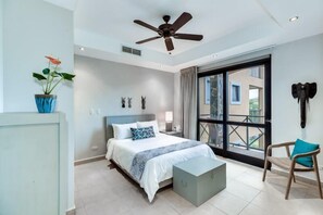 3 bedrooms, in-room safe, iron/ironing board, free WiFi