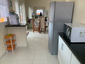 Interior - Beach house with pool. (Bertioga)