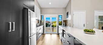 Bluestone Cottages - The Villa