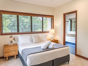 5 Schlafzimmer, Bügeleisen/Bügelbrett, WLAN, Bettwäsche