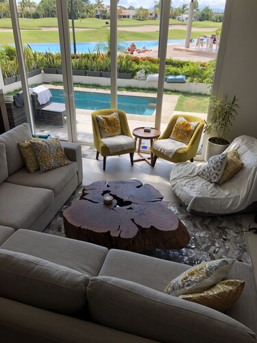 Beautiful Golf Course Views - Relax!