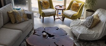 Beautiful Golf Course Views - Relax!