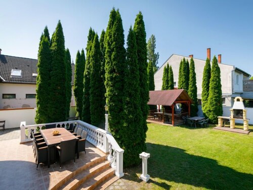 Big Thuja by Interhome