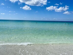 Plage à proximité, serviettes de plage